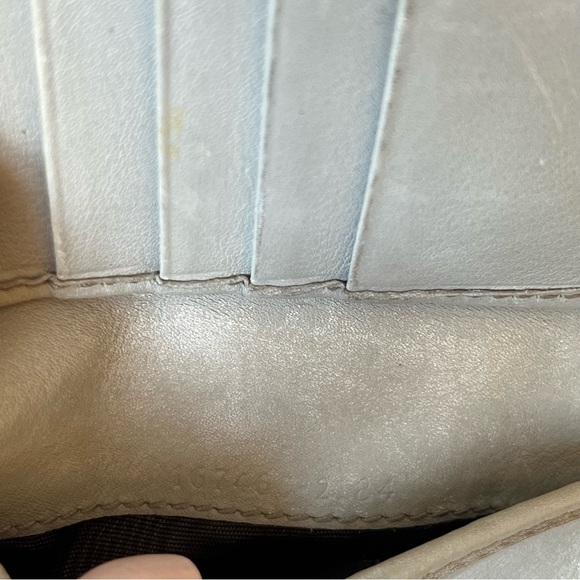 Gucci Monogram Princy Compact Wallet - Picture 8 of 11